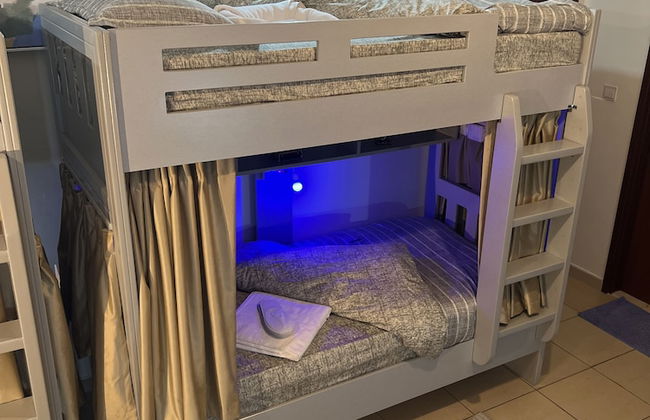 Robin Beach Hostel JBR - Photo 11