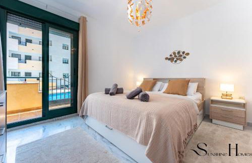 Elegant 2 Bed 2 Bath Apartment, Pool, Views, Parking - Foto 22