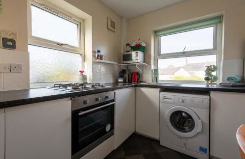 13 Victoria Road Apartment - Photo 8