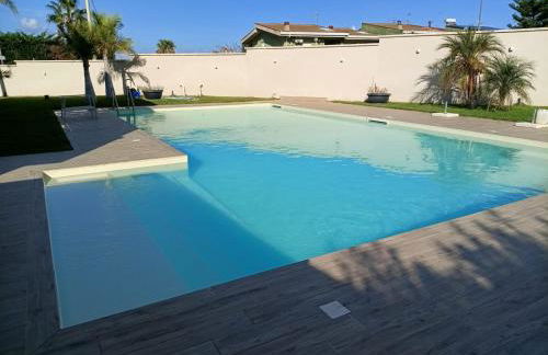 Private Villa, Sun & Pool - Foto 12