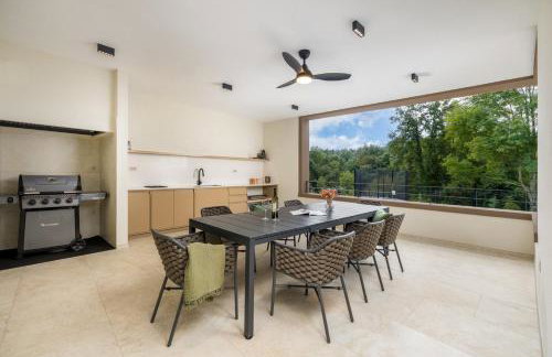 Villa Castanea by Villsy - Photo 17