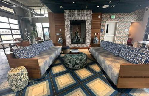 Brand new 2BR 3BA combined apartments with city views - Foto 23