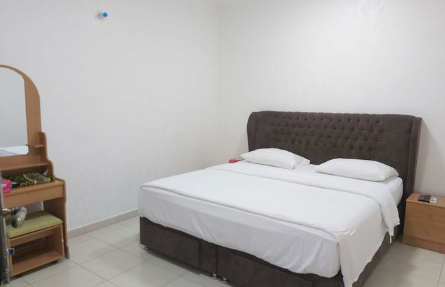 Gulf Hotel Apartment - Photo 21