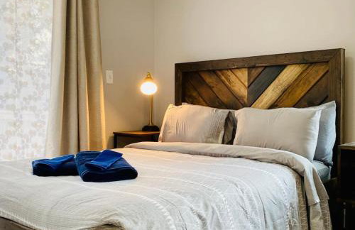 16 A COZY GETAWAY 4BED 3BATH HOME W FIRE PIT - Foto 1