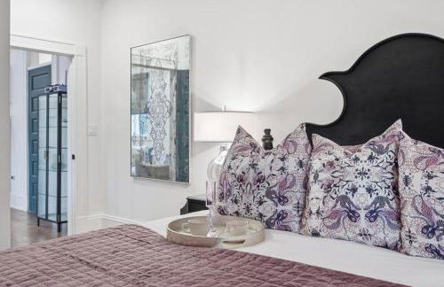 The Raven - 2nd Floor South Wing - Photo 38