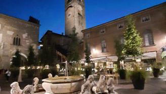 Piazza Vecchia Boutique Apartment - Foto 3