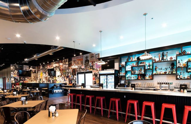 6BR Retreat Comfort Convenience Kitchen 16 - Photo 34