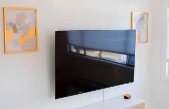 Entire house New Reno w AC Pet friendly gated back - Foto 4