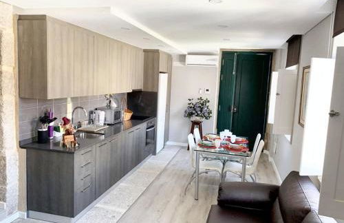 Cozy house in Castelo Branco, 60 m², city view balcony - Foto 3