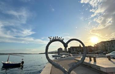 Bee House Suite - Brand New Apartment 100 m from Sea - Photo 17