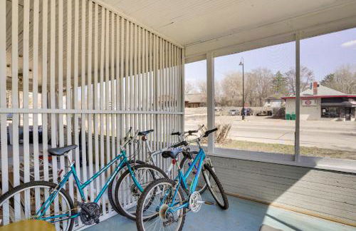 Snowmobile Trail On-Site Lakefront Mound Apt! - Foto 13