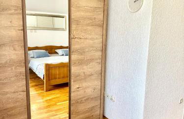 Spacious villa for 10 with a big private pool - Photo 32