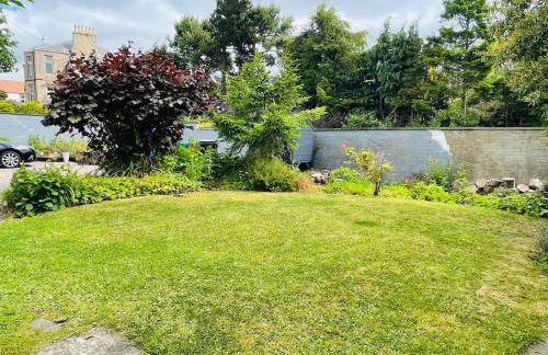 5 Bedrooms/sleeps 10-12/free Wifi & Parking/garden - Foto 17