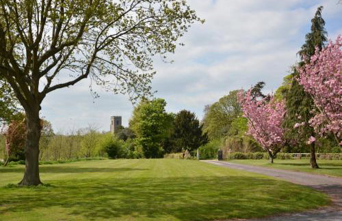 Henstead Hall - Photo 51