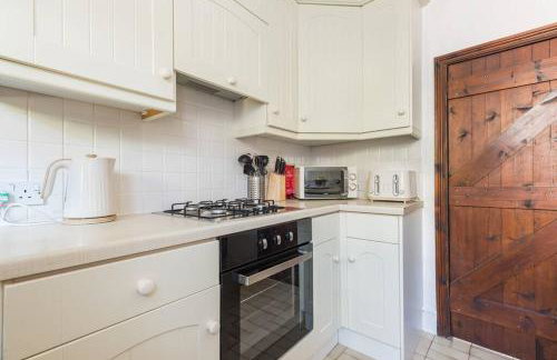 Sarahs Cottage - Photo 10