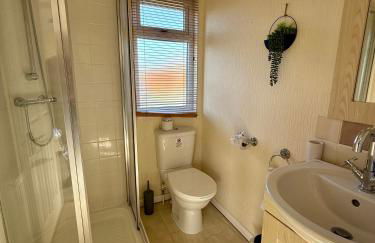 Eden Lodge-Tranquil-Hot Tub-Fishing-7m to Beach - Foto 13