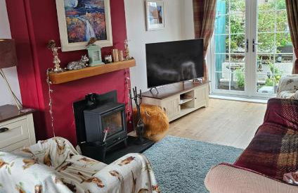 Spacious 2 bedroom house on the edge of Balloch - Photo 1