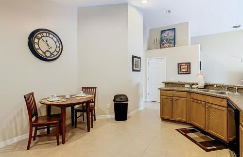 Disney Getaway 3BR Home Private Pool Oasis - Foto 24