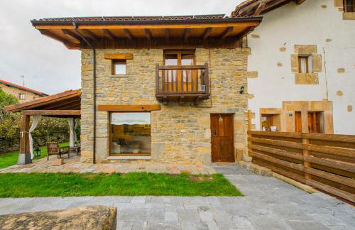 Egur Etxe I Caserío Vasco I Jardín I Porche I BBQ I Chimenea - Foto 35