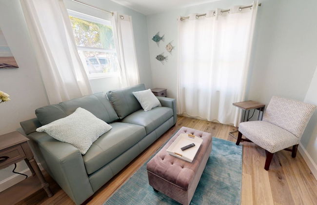 Modern Grove Duplex Unit B - Foto 16