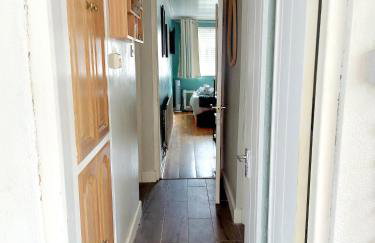 Twenty-One Retreat Surrounded by open landscapes - Foto 6