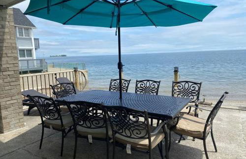 Pet Friendly Milford Beachfront Home - Foto 5