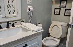 Dauphin District Darling #1-Downtown, Restaurants - Foto 77