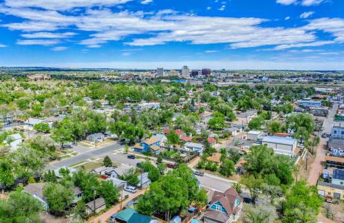 The Vibrant Victorian Hot Tub & Fire Pit in OCC - Foto 36