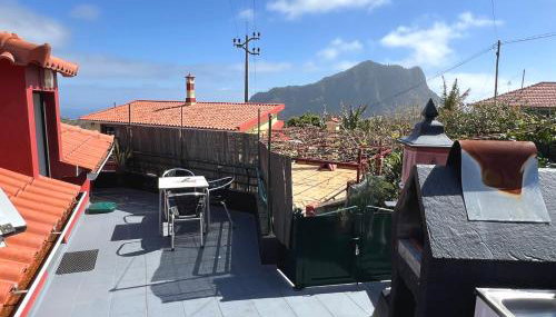 Sea & Mountain View Lombo de Cima House BBQ & Wifi - Foto 5