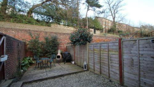 Cosy home with parking close to city centre - Foto 5, Garden