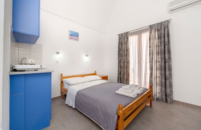 Andreas Studio Perissa in Santorini - Photo 1