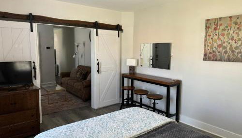 Downtown Willoughby Historic District Gem #2 - Foto 3