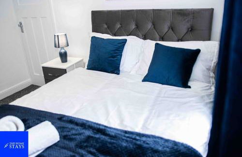 2ndHomeStays- Stoke-on-Trent-A Serene 3 Bed House with a Garden View-Suitable for Contractors-Relocation Families-Group of Friends-Sleeps 6 - 16 mins to J15 M6 and 36 mins to Alton Towers Resort - Foto 31