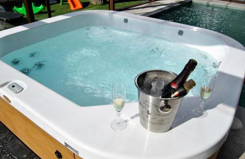 Complejo Casas Rurales MANSIONES Y VILLAS DELUXE - Photo 18