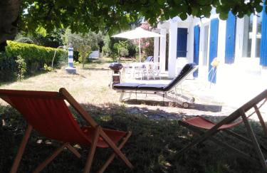 Maison oléronaise avec la plage à pied et la piste cyclable au bout du jardin - Foto 4
