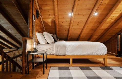 Cozy Bear-Themed Mountain Cabin, Relaxing Hot Tub - Foto 10