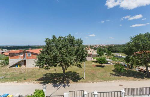 Holiday house with a swimming pool Radmani, Porec - 16440 - Photo 39