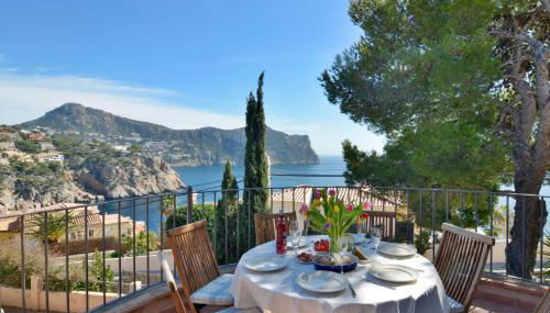 Villa with incredible sea views and pool Up To 7 - Photo 4