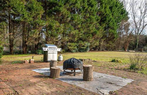 2 Story Home With Sunroom & Cozy Deck Close To KSU - Foto 33