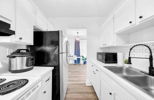 Palm Wave Stays - Designer's Stay - Sleeps 10 - Foto 8