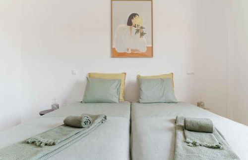 Green Breeze Escape by Lisbeyond - Photo 28