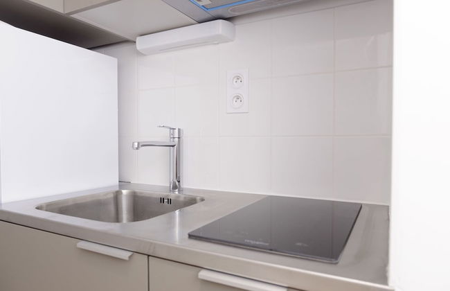 HOTEL LES PORTES DE PARIS - Foto 18