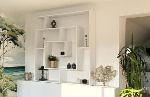 Villa Bel'Odet, appartements modernes au calme, terrasses pour les T2, grand jardin et parking gratuit, à 5 min des plages de Bénodet - Foto 8