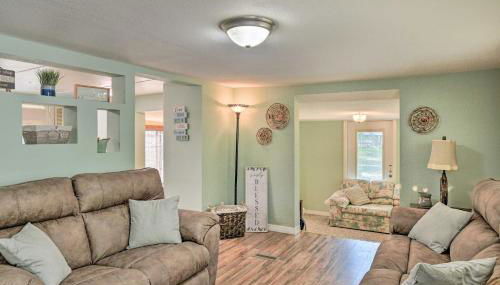 Peaceful Satsuma Escape with Dunns Creek Access - Foto 4