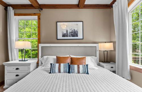 Gorgeous 5 Bdr with Hot Tub - Walk to Holi-Mont! - Foto 25