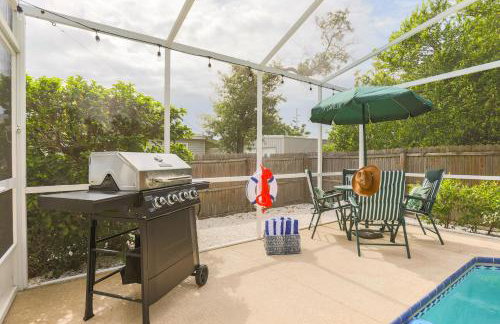 Salty Tide Getaway - Nightlife, Pool, Play, Beach - Foto 34