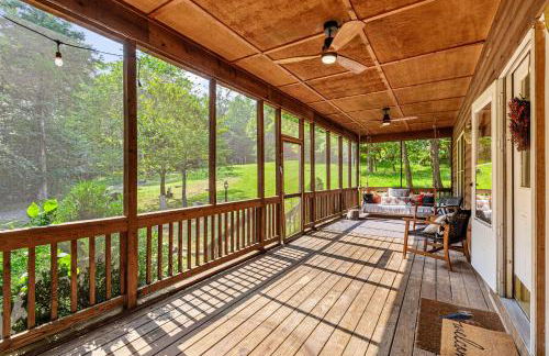 Screened Porch w Swing, Fire Pit, Grill & Deck - Photo 7