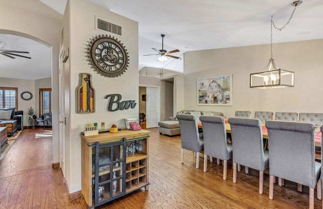 Amenities Galore! Outdoor Living & Lots of Games - Foto 36