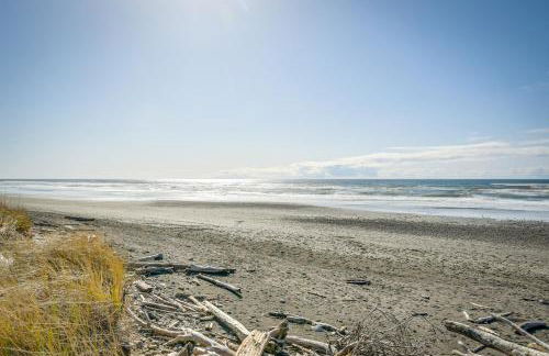 Westport Vacation Rental Walk to Beach! - Foto 3