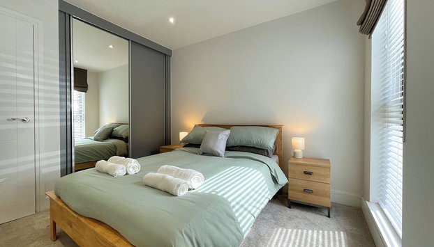 Modern and Sleek 2 Bed Apartment - Foto 2, Habitación